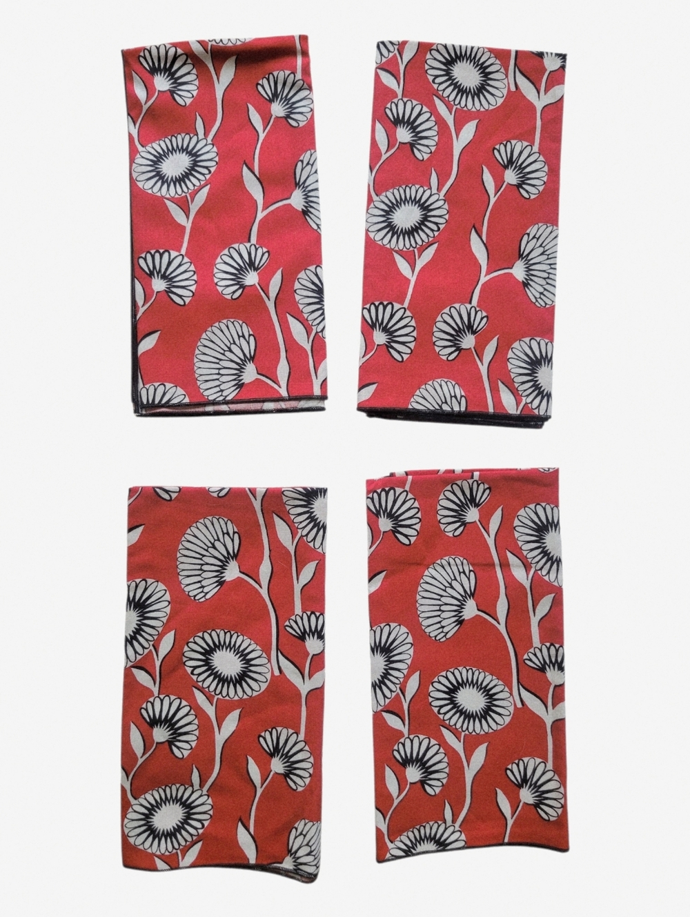 NEW Vera Bradley Cloth Napkin Set × 4 Deco Daisy Red Black White Floral Square